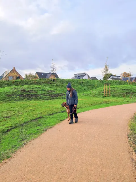 Auch einige Gassirunden führen jetzt durch den Sport- und Bürgerpark für alle | Foto: Anika Werner