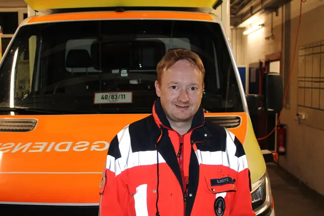 DRK-Notfallsanitäter Stephan Reitz erhielt die Deutsche Feuerwehr Ehrenmedaille  | Foto: Stefan Braun