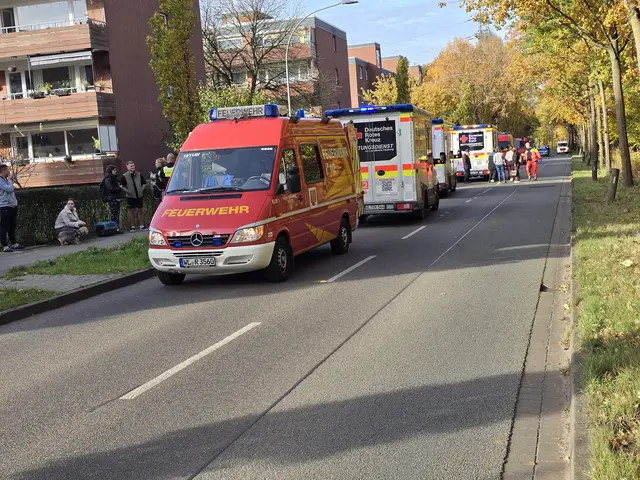 Einsatzwagen vor Ort | Foto: FF_Maschen