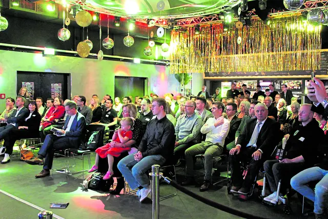 Interessiertes Publikum | Foto: sb