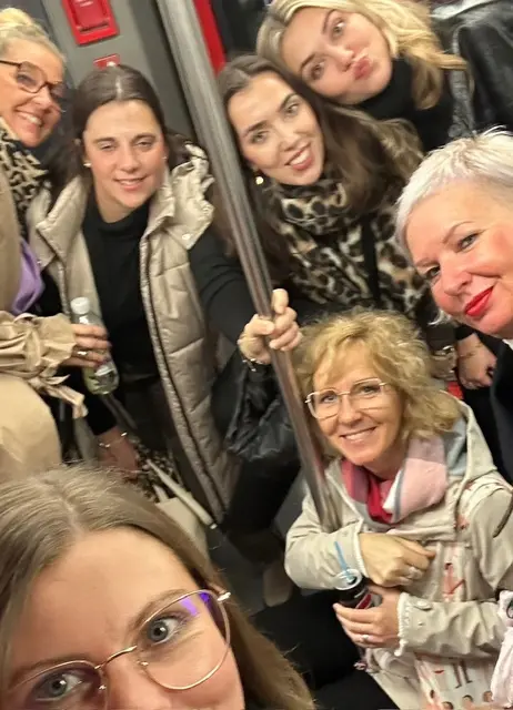 Die sieben Frauen auf dem Rückweg aus Hamburg – das Bahnchaos erschwerte ihnen die Reise erheblich | Foto: privat