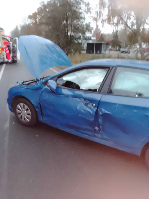 Eines der beiden Unfallfahrzeuge | Foto: Polizei