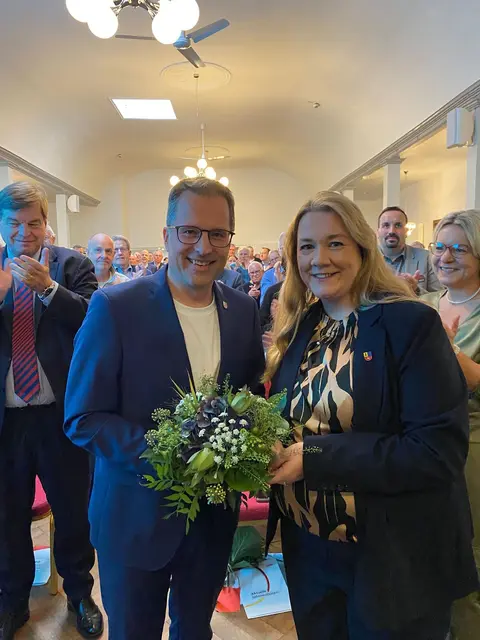 Landrat Kai Seefried und die CDU-Kreisvorsitzende Melanie Reinecke | Foto: Mirco Dawideit/CDU