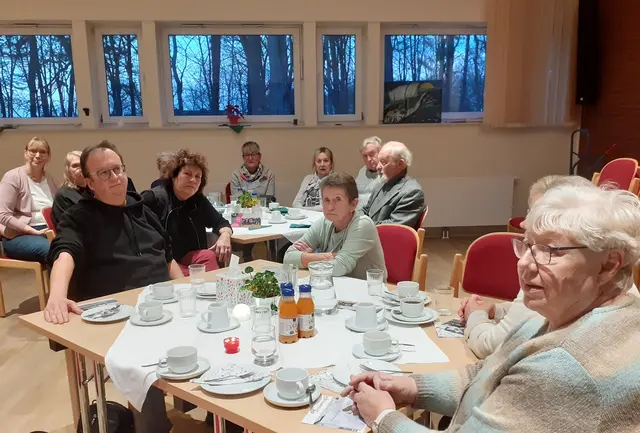 Trauercafé im Gemeindehaus der Lutherkirchengemeinde Neu Wulmstorf: ein geschützter Raum für Erinnerung, Gespräch und neue Schritte | Foto: Luthergemeinde Neu Wulmstorf