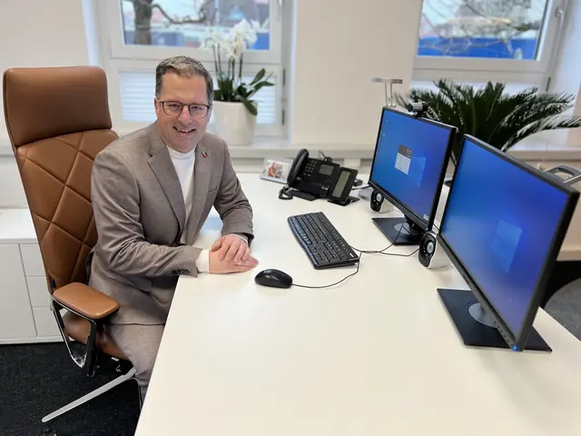 Landrat Kai Seefried kritisiert das Verhalten von Bund und Land in Hinblick auf die kommunalen Finanzen  | Foto: Daniel Beneke/LK Stade