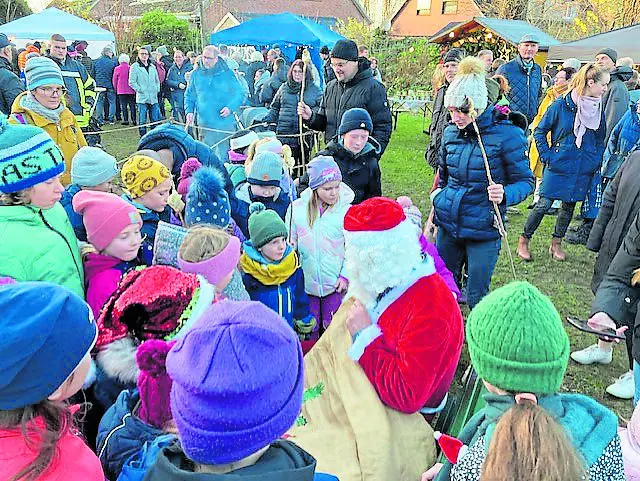 Der Weihnachtsmann kommt auch | Foto: M. Uhrig