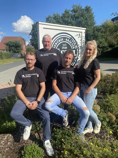 Nils Schmidtmeyer (v. li.), Andreas Büchel, Björn Büchel und Sina Albers | Foto: Büchel 