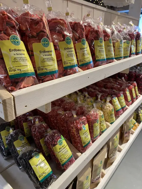 Die Auswahl an Trockenfrüchten ist riesig | Foto: Büchel