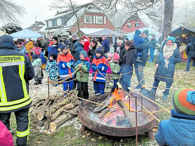 Ein Highlight für Kinder und Etwachsene: Stockbrot backen am Lagerfeuer | Foto: M. Uhrig