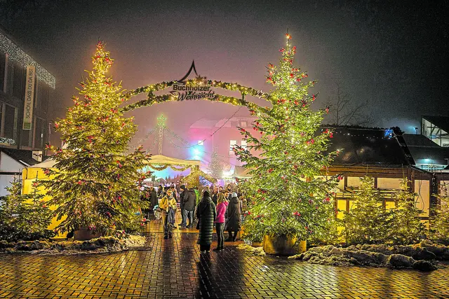 Der Buchholzer Weihnachtsmarkt bietet seinen Besuchern eine gemütliche Atmosphäre | Foto: Foto Kettwig Buchholz