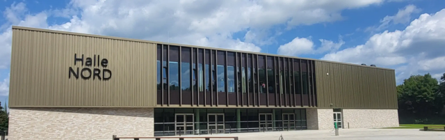 Der Ausschuss für Schulen und Sport tagt im Veranstaltungsraum der Halle Nord