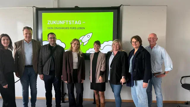 Ehrenamtliche Dozenten gaben Schüler der 11. Klasse am Gymnasium Winsen einen Crashkurs fürs Leben | Foto: Gymnasium Winsen