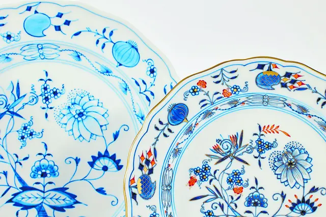 Vom bekannten Zwiebelmuster gibt es zahlreiche Varianten | Foto: Rüdiger Fritsche