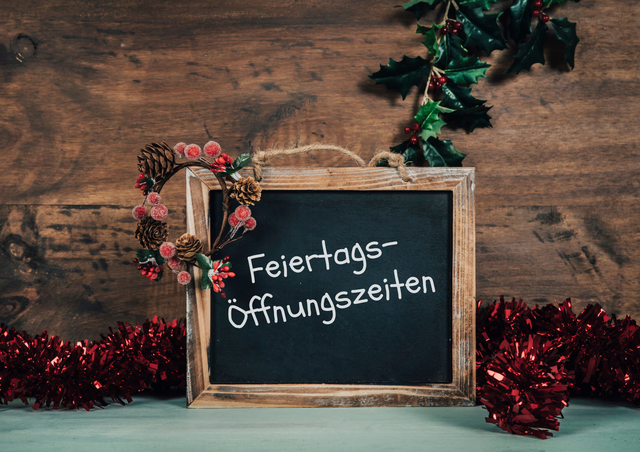 Hinweis auf geänderte Öffnungszeiten während der Feiertage in Neu Wulmstorf (Symbolbild) | Foto: Freepik