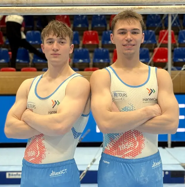 08-Turner Joris Grunwald (li.) und Timon Raunecker  | Foto: TSV 08