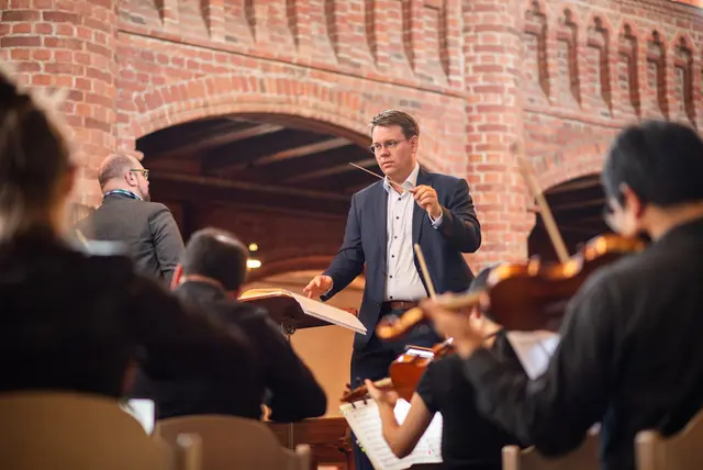 Kai Schöneweiß in der Tostedter Johanneskirche. | Foto: Ev.-luth. Johanneskirchengemeinde Tostedt.