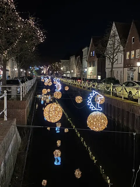Weihnachtliche Beleuchtung in Buxtehude | Foto: pau