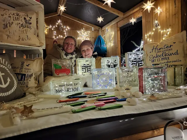 Ricarda (li.) und Patricia Pazola in ihrem Stand - sie waren begeistert | Foto: sh