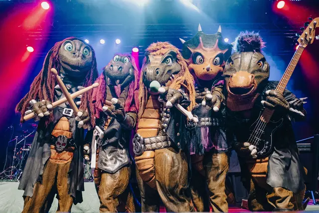 Die vier singenden Dinos und ein Drache von Heavysaurus kommen mit ihrer „Pommesgabel-Reload Tour“ nach Stade | Foto: Jens Vetter