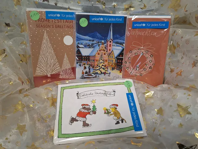 Schöne Grußkarten  für einen guten Zweck gibt es in der Bücherei | Foto: Gemeinde Neu Wulmstorf