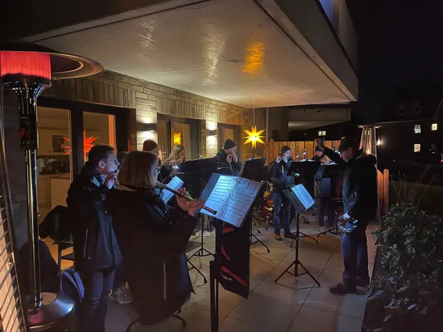 Die Musikvereinigung bringt weihnachtliche Lieder zu Gehör | Foto: Ingo Gottschalk / Melanie Uhlig