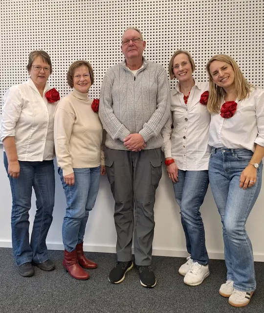 Ute Timmermann (v. li.), Heidi Meier, Wolfgang Lauda (Chefredakteur von Radio ZuSa), Gesa Schönfeld und Claudia Pfeifer | Foto: Kreschendo e.V.