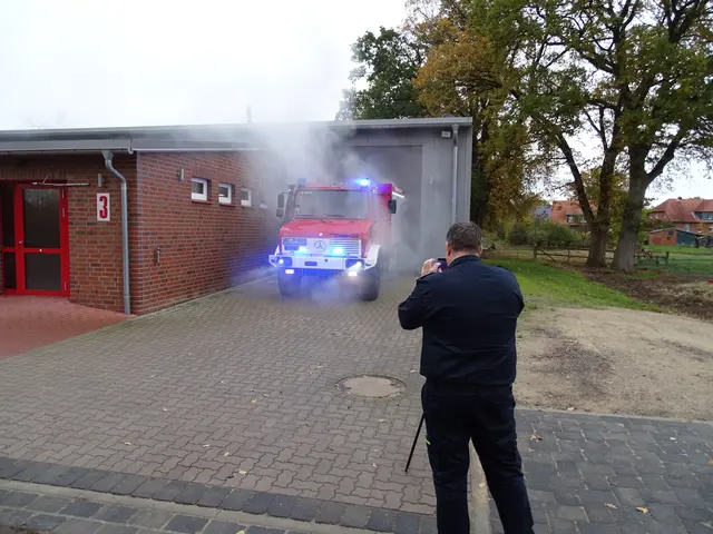 Beim Videodreh des YouTuber „FeuerwehrWilly“ bei der Feuerwehr Evendorf wurden besondere Einsatzfahrzeuge vorgestellt | Foto: presse_ffsgh