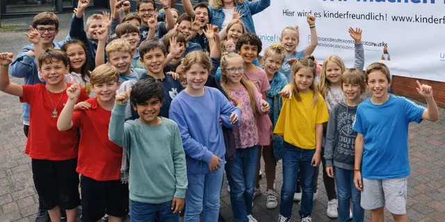 Der Landkreis Stade will es "Kinderfreundliche Kommune" zertifiziert werden (Symbolbild) | Foto: KI-generiert