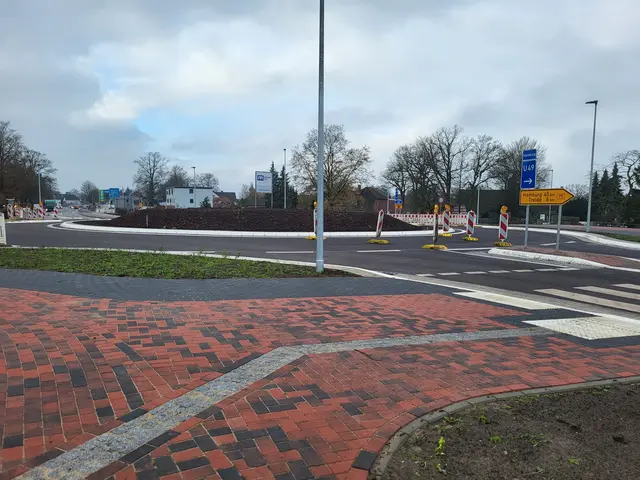 Ab Freitag, 19. Dezember, ist freie Fahrt über alle Ausfahrten auf dem Kreisverkehr | Foto: sh