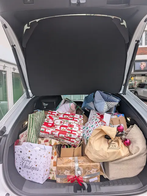 Eine Wagenladung voller Geschenke | Foto: Sie Dessous &amp; mehr