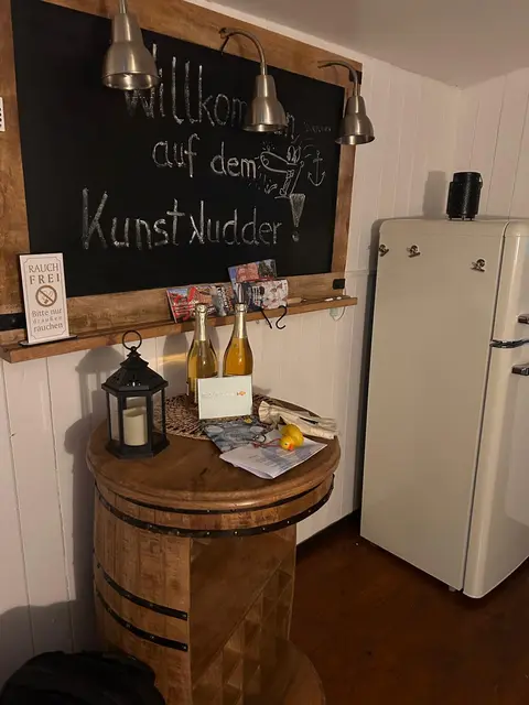 Auf dem Kunstkudder wurden die beiden herzlich empfangen | Foto: Heidi Stemler