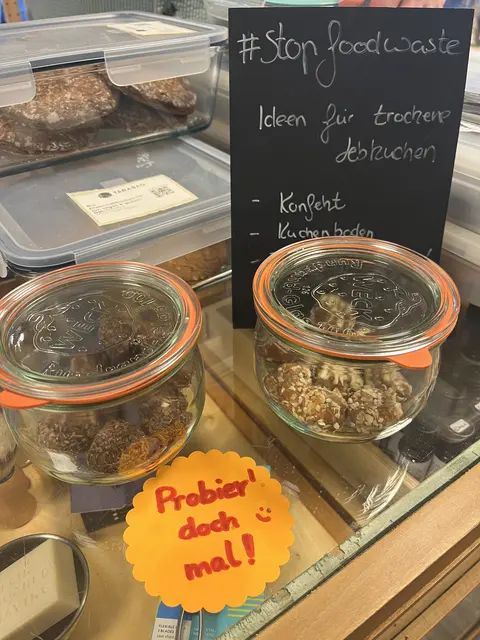 Gute Ideen für Plätzchen und Lebkuchen von gestern gab es im Tante Trude Unverpackt-Laden | Foto: Sandra Polenz