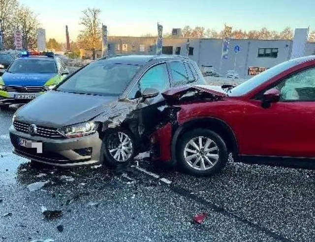 Die Unfallstelle an der B73 in Buxtehude | Foto: Polizei