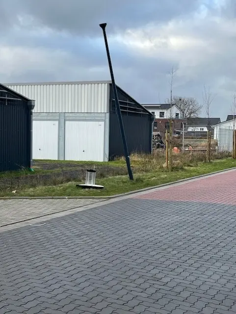 Die beschädigte Laterne | Foto: Polizei