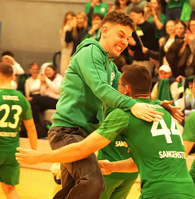 Borstel jubelt nach dem Abpfiff des Endspiels | Foto: Ingo Brussolo