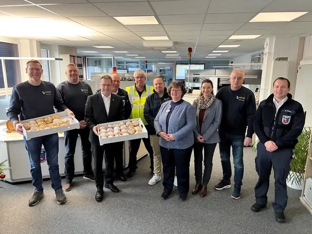 Besuch mit Berlinern in der Feuerwehr- und Rettungsleitstelle | Foto: Daniel Beneke/LK Stade