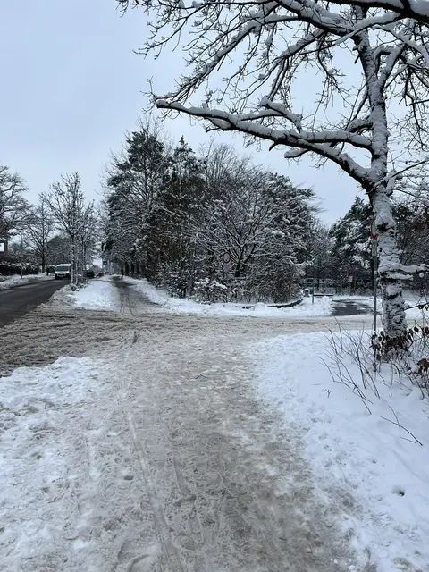 Der Buenser Weg in Richtung Schulzentrum, wo im vergangenen Jahr der schwere Unfall mit einem Schulkind passierte | Foto: privat