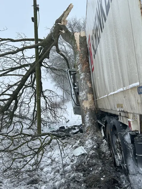 Unfall bei Ohrensen | Foto: Feuerwehr Harsefeld