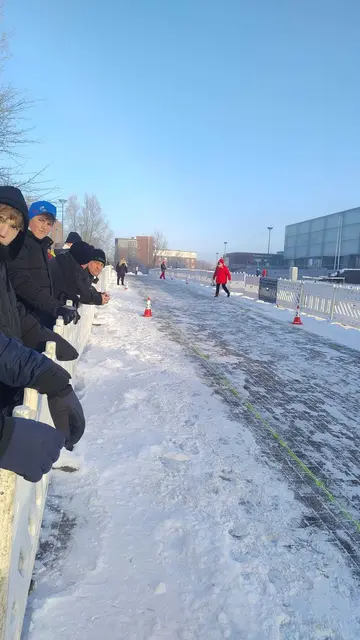 Bestes Wetter und ausgelassene Stimmung bei den Deutschen Meisterschaften des Eisstockschießens | Foto: Eduardo Frey