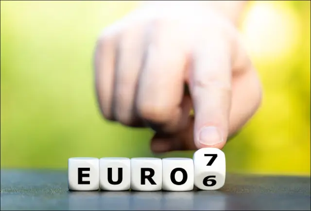 Mit der Euro-7-Norm werden erstmals auch die Emissionen erfasst, die beim Bremsen und Abrollen von Reifen entstehen. Die neue Regelung schafft einheitliche Grenzwerte für Partikelemissionen - unabhängig vom Antrieb der Fahrzeuge | Foto: Frank H / AdobeStock / Michelin