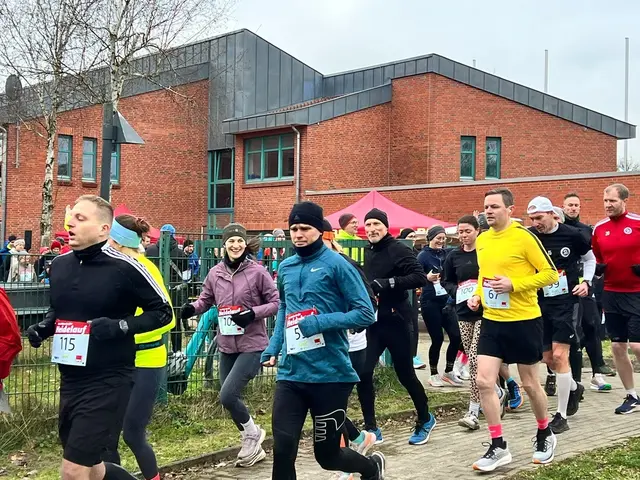 Rund 134 Läuferinnen und Läufer gingen beim 10. Winter-Heidelauf in Neu Wulmstorf an den Start – begleitet von guter Stimmung und großem ehrenamtlichem Engagement | Foto: Gemeinde Neu Wulmstorf