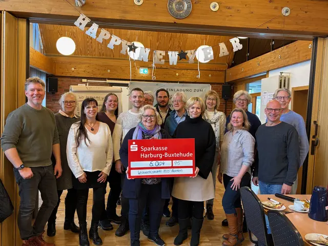 Die Beteiligten der Aktion Weihnachtsmarkt Maschen - von Bürgern für Bürger | Foto: Angelika Tumuschat-Bruhn