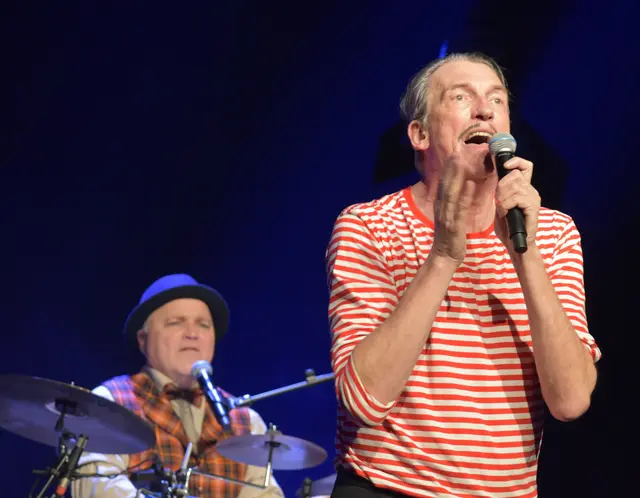 Günter Märtens bei seinem Sologesang | Foto: Axel-Holger Haase