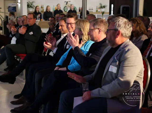 Foto: SocialART   Social Content Design &amp; Foto