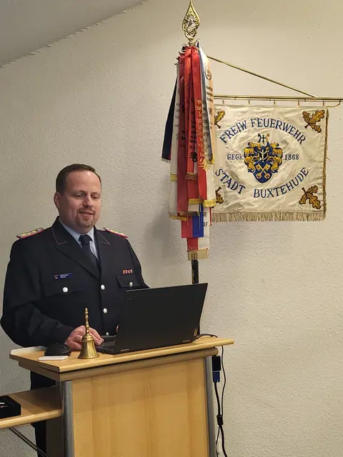 Ortsbrandmeister Sebastian Hinsen
