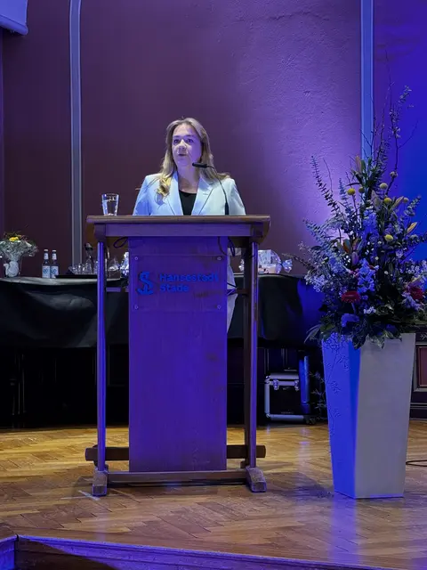 Stellvertretende Bürgermeisterin Melanie Reinecke begrüßte die Gäste beim Stader Neujahrsempfang  | Foto: sc