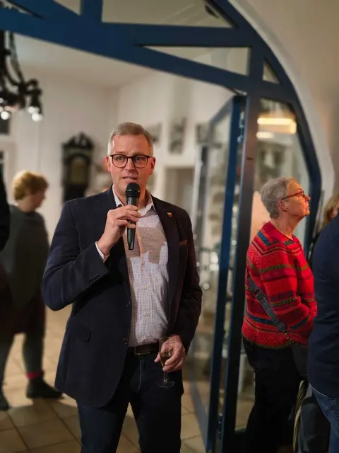 Samtgemeinde-Bürgermeister Knut Willenbockel berichtete aus der Politik | Foto: sb