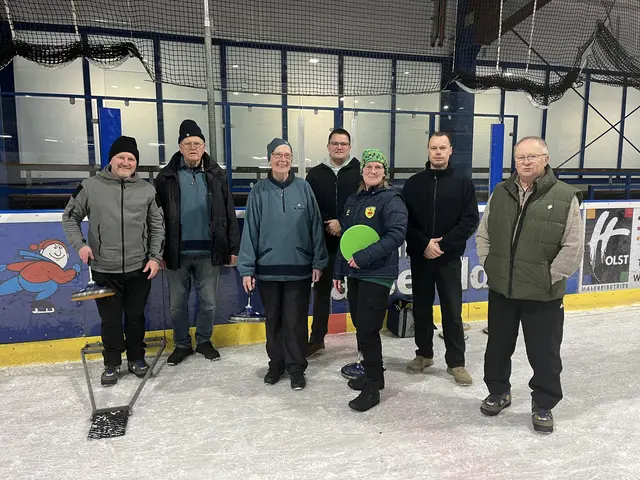 Der HEC beim Eisstockschießtraining | Foto: Sandra Polenz 