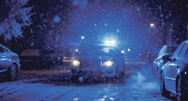 Nächtlicher Einsatz der Polizei (Symbolbild)  | Foto: KIgeneriert