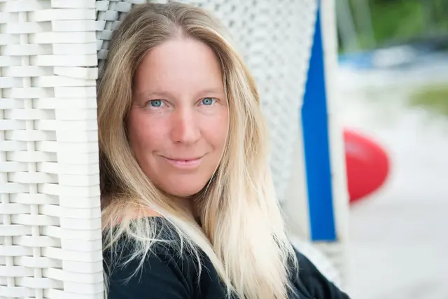 Autorin Turid Müller ist nicht nur Amrum-Fan, sondern auch selbst Psychologin und arbeitet seit
zwanzig Jahren zwischen Bühne und Couch | Foto: Pressematerial — Turid Müller